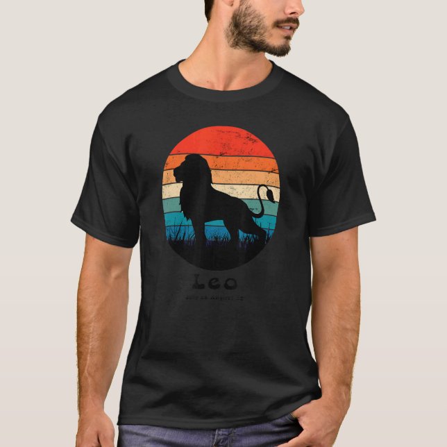 Leo Lion Zodiac Symbol And Horoscope Astrology Sun T-Shirt (Front)