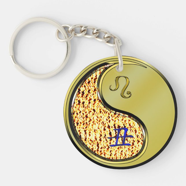 Leo & Metal Ox Key Ring (Front)
