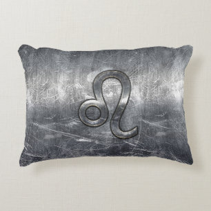 Leo Zodiac Symbol in Grunge Distressed Style Decorative Cushion