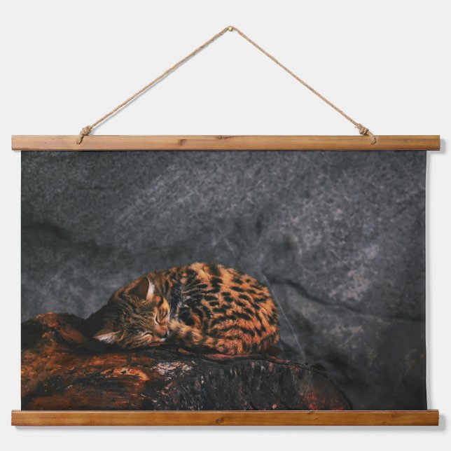 Leopard Cat Hanging Tapestry (Front)