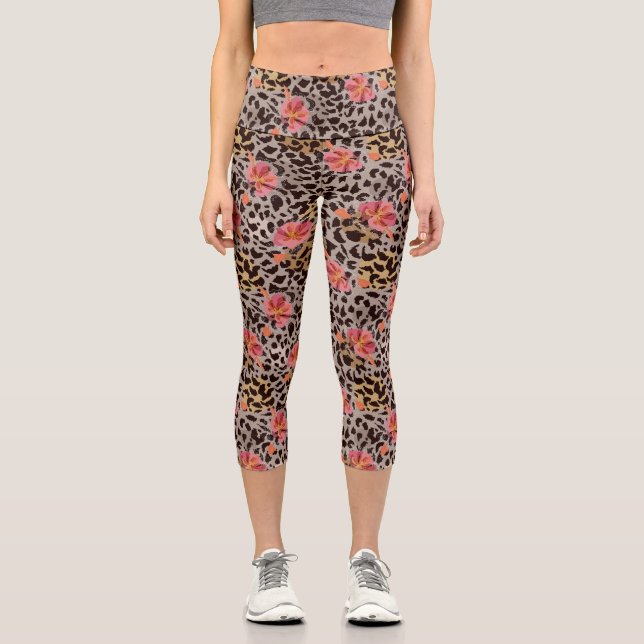 Leopard Cheetah Wild Cat Print Pink Floral Pattern Capri Leggings (Front)