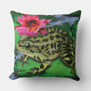 Leopard Frog Throw Pillow