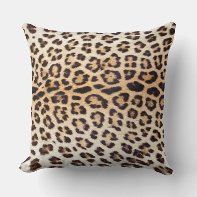 Leopard hair cushion (Front)