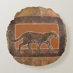 Leopard on Orange and Brown Background Round Cushion
