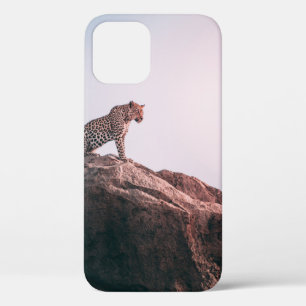 LEOPARD ON THE TOP OF MOUNTAIN iPhone 12 CASE