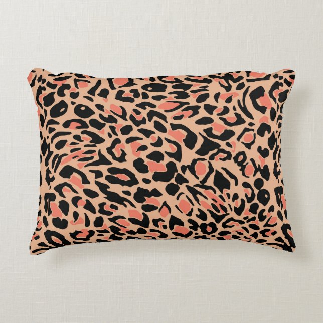 Leopard pattern decorative cushion (Front)