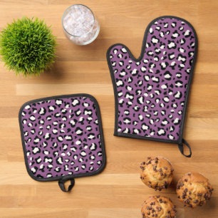 Leopard Pattern, Leopard Spots, Purple Leopard Oven Mitt & Pot Holder Set
