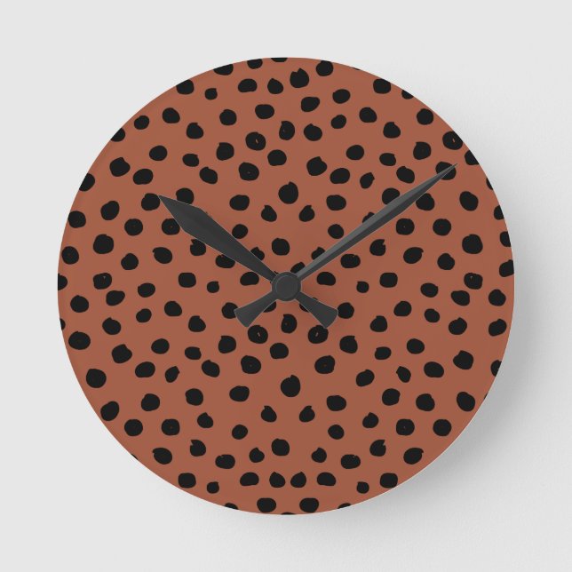 Leopard Print Dots Rust Terracotta Cheetah Spots Round Clock (Front)