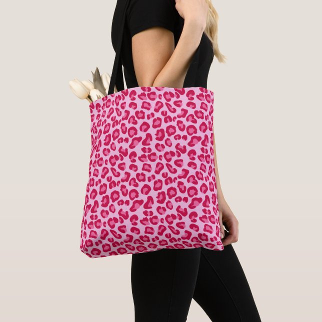 Leopard Print in Pastel Pink, Hot Pink and Fuchsia Tote Bag (Close Up)