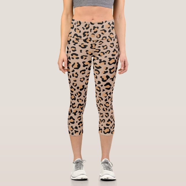 Leopard Print, Leopard Spots, Brown Leopard Capri Leggings (Front)