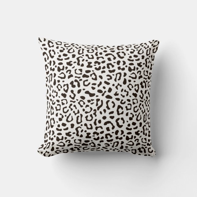 Leopard print pattern cushion (Front)