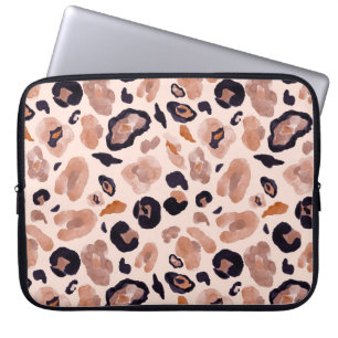 Leopard print, seamless, beige background. laptop sleeve
