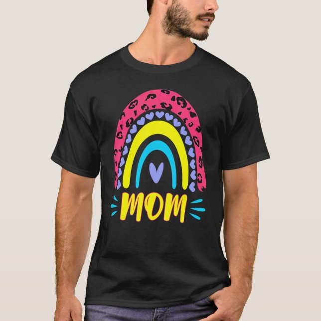 Leopard Rainbow Cheetah Print Mommy Graphic Mom Li T-Shirt (Front)