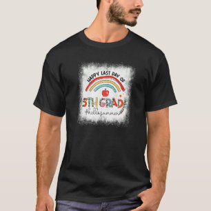 Leopard Rainbow Happy Last Day Of 5th Grade Hello T-Shirt