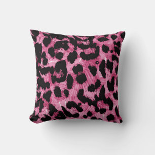 Leopard seamless pattern cushion