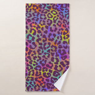 Leopard skin pattern. Repeating seamless animal ba Bath Towel