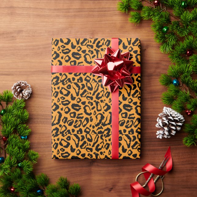 Leopard skin pattern     wrapping paper (Holiday Gift)