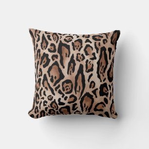 Leopard skin: seamless pattern. cushion