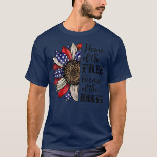 Leopard Sunflower US Flag Home Of Free July 4th Pa T-Shirt