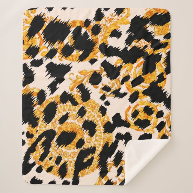 Leopard texture with gold baroque pattern sherpa blanket (Front)