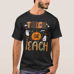 Leopard Trick Or Teach Cute Halloween Teacher Boo T-Shirt