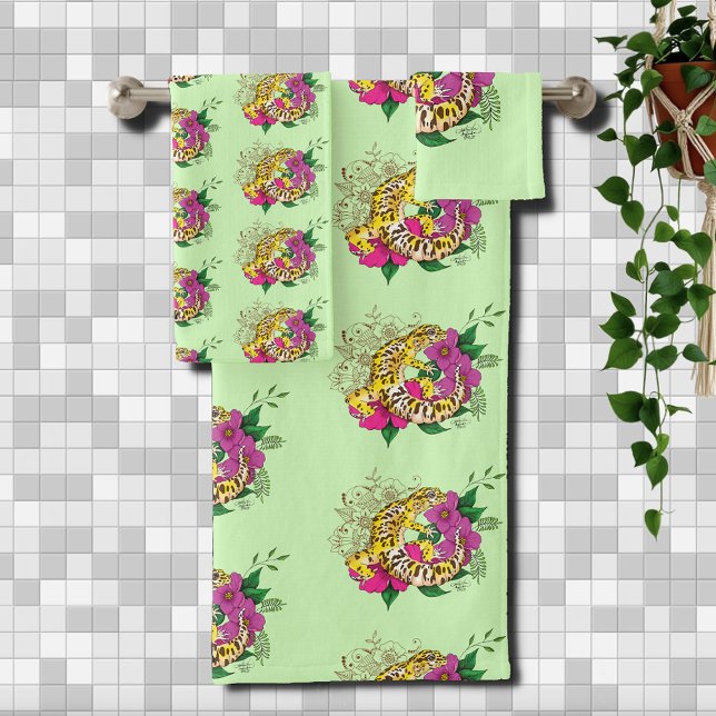 Leopard Yellow Gecko Green Bath Towel Set (Creator Uploaded)