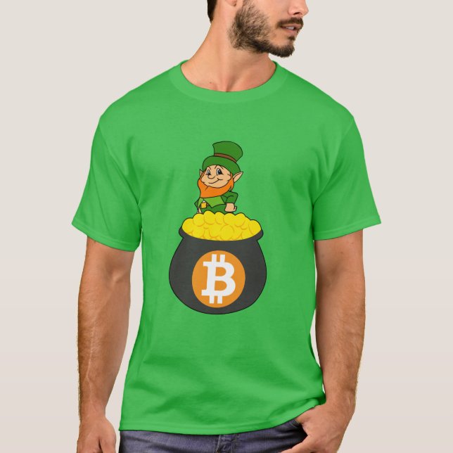 Leprechaun Bitcoin Pot Of Gold St Patricks Day T-Shirt (Front)