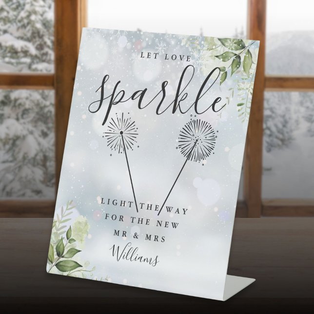 Let Love Sparkle Winter Greenery Wedding Pedestal Sign (Let Love Sparkle Winter Greenery Wedding Pedestal Sign)
