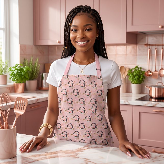 Letter G Apron (Creator Uploaded)