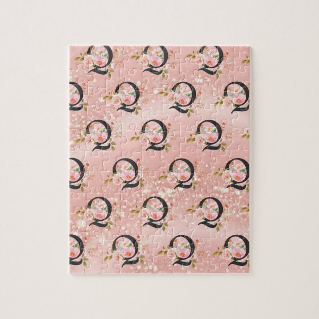 Letter Q Jigsaw Puzzle (Vertical)