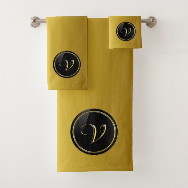 "Letter V" Monogram Bath Towel Set (Insitu)