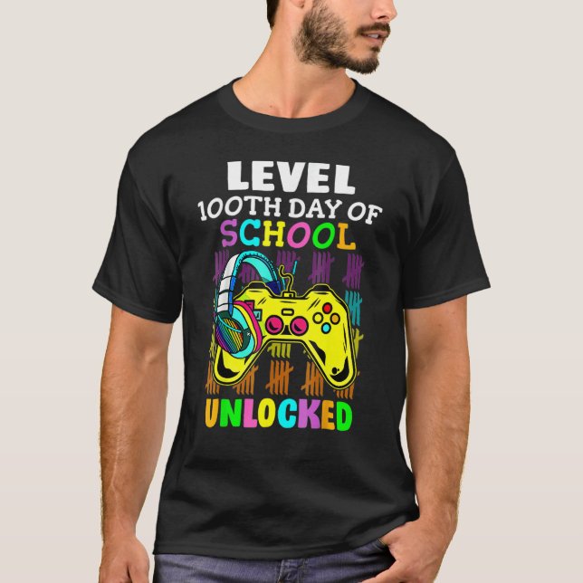 Level 100 Days Of School Unlocked Gaming Shirts, V T-Shirt (Front)