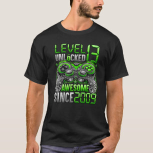 Level 13 Unlocked Awesome Since 2009 13th Birthday T-Shirt