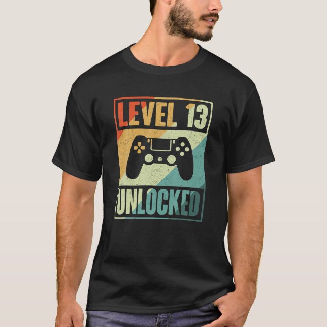 Level 13 Unlocked Video Gamer Retro - 13Th Birthda T-Shirt (Front)