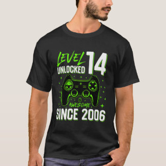 Level 14 Unlocked Awesome 2006 Video Game 14Th Bir T-Shirt