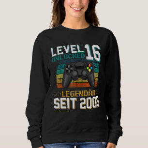 Level 16 Unlocked 16th Birthday Gamer Gamer Boy Sweatshirt