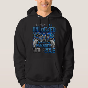 Level 17 Unlocked Awesome Since 2005 17th Birthday Hoodie