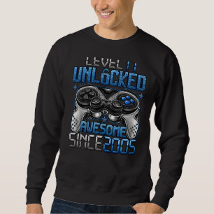 Level 17 Unlocked Awesome Since 2005 17th Birthday Sweatshirt