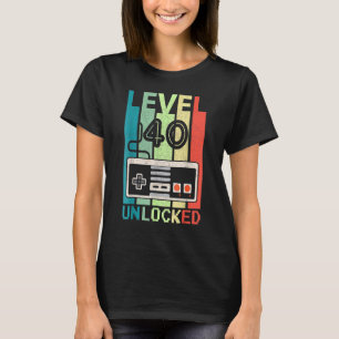 Level 40 Unlocked Video Gamer 40th Birthday T-Shirt