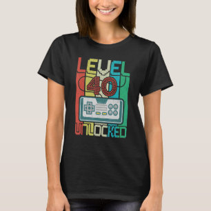 Level 40 Unlocked Video Gamer 40th Birthday T-Shirt