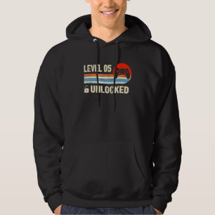 Level 5 Unlocked Gamer Video Retro 5 Year Birthday Hoodie