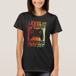 Level 5 Unlocked   Video Gamer 5th Birthday T-Shirt