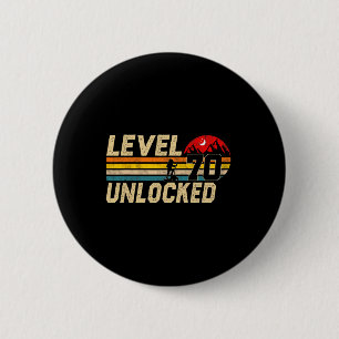 Level 70 Unlocked Vintage 70 Year Old Hikers 70th 6 Cm Round Badge