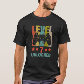 Level 7 Unlocked  Video Gamer 7th Birthday  Boys T-Shirt