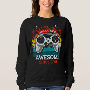 Level 9 Unlocked Awesome Since 2013 Birthday Gamer Sweatshirt
