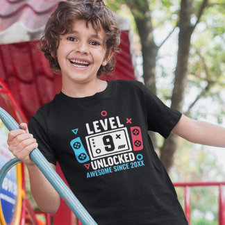 LEVEL 9 UNLOCKED Gamer Birthday – Custom Year T-Shirt