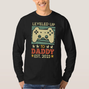 Levelled Up To Daddy 2023 Expectant Dad 2023 1 T-Shirt
