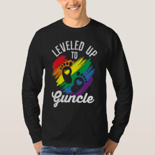 Levelled Up To Guncle Rainbow Proud Gay Uncle Lgbt T-Shirt