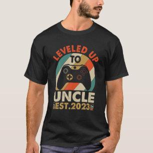 Levelled Up To Uncle Est. 2023 Vintage Retro T-Shirt