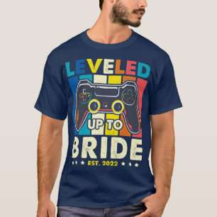 Levelling up to Bride 2022 funny gamer vintage kid T-Shirt